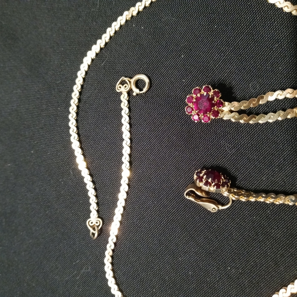 Matching Jewelry Set - Picture 3 of 5